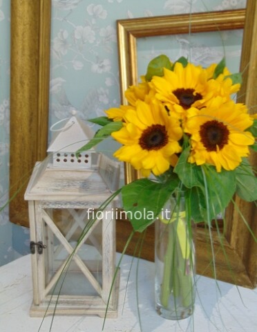Mazzo girasoli con verde